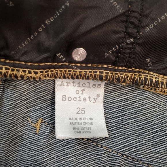 Articles of Society Dark Wash Denim Cutoff Shorts Size 25 - Picture 4 of 10